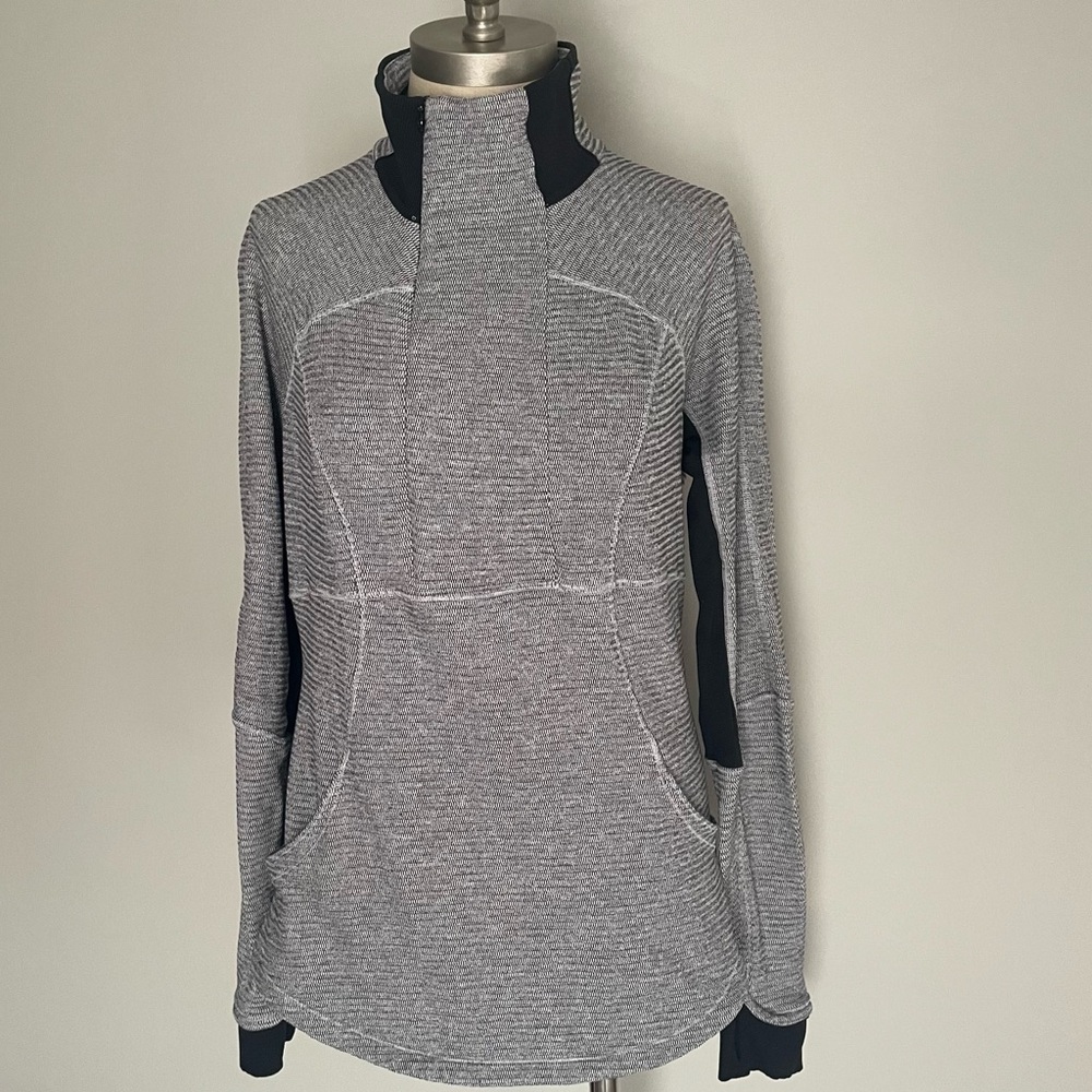 Lululemon base runner heathered grey and black